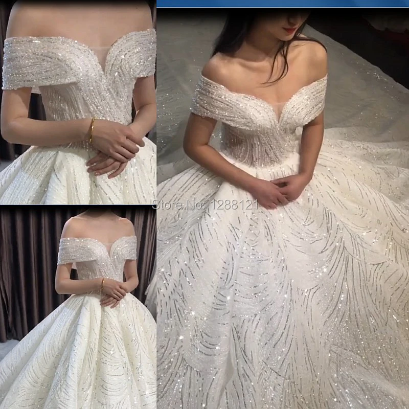 Arabic Dubai Shiny Wedding Dress High-end Boat Neck Court Train Sequins Bride Married Long Wedding Gowns 2019 Vestido De Novia
Arabic Dubai Shiny Wedding Dress High-end Boat Neck Court Train Sequins Bride Married Long Wedding Gowns 2019 Vestido De Novia