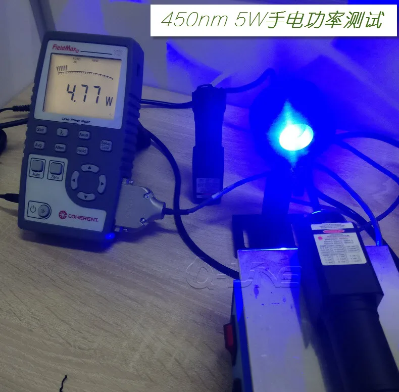 Portable Super Short Diving 5W Blue 450nm laser flashlight /single battery drive
Portable Super Short Diving 5W Blue 450nm laser flashlight /single battery drive