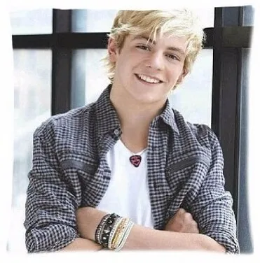 Personalized Famous Ross Lynch Square Zippered Square Pillowcases Fashion Cool Unique Pillow Cover Nice Gift Pillow Sham
Personalized Famous Ross Lynch Square Zippered Square Pillowcases Fashion Cool Unique Pillow Cover Nice Gift Pillow Sham