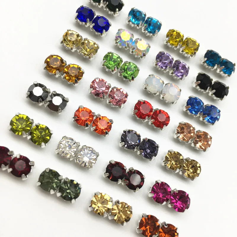 Mixed Color 4mm-8mm Glass Crystal Rhinestones Silver Bottom Round Sew-on Rhinestones With Holes DIY Clothing Accessories
Mixed Color 4mm-8mm Glass Crystal Rhinestones Silver Bottom Round Sew-on Rhinestones With Holes DIY Clothing Accessories
