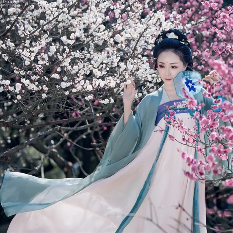 Костюм для китайских танцев красный Hanfu для женщин Традиционная сценическая одежда народное платье одежда для восточных выступлений карна...
Костюм для китайских танцев красный Hanfu для женщин Традиционная сценическая одежда народное платье одежда для восточных выступлений карна...