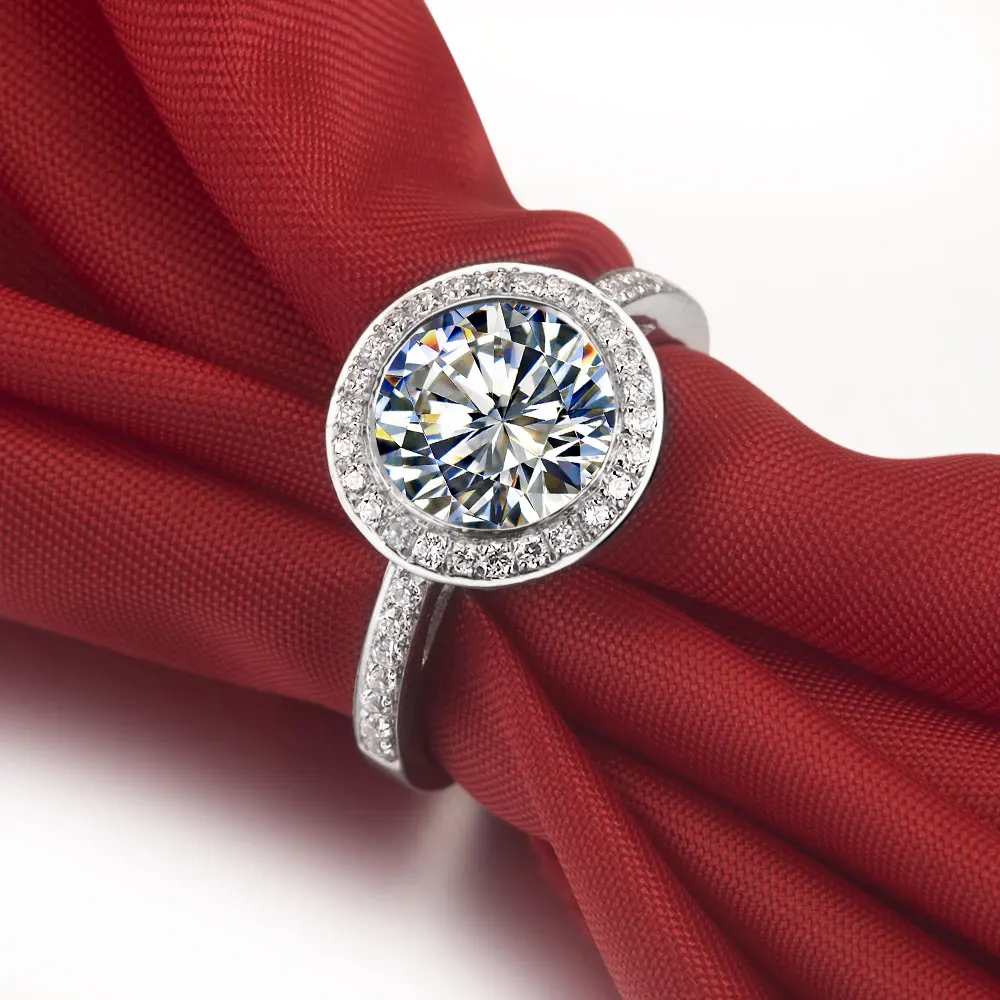 Brand 3CT Excellent Vintage Jewelry Simulate Big Diamond Ring Sterling Silver Ring Halo 18K White Gold Plated Luxury Ring S925
Brand 3CT Excellent Vintage Jewelry Simulate Big Diamond Ring Sterling Silver Ring Halo 18K White Gold Plated Luxury Ring S925