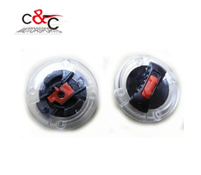 1 Pair Original Ls2 FF370 FF386 FF358 OF569 OF578 Tooless Durable Visor Base&Lens Switch Helmet Accessories
1 Pair Original Ls2 FF370 FF386 FF358 OF569 OF578 Tooless Durable Visor Base&Lens Switch Helmet Accessories