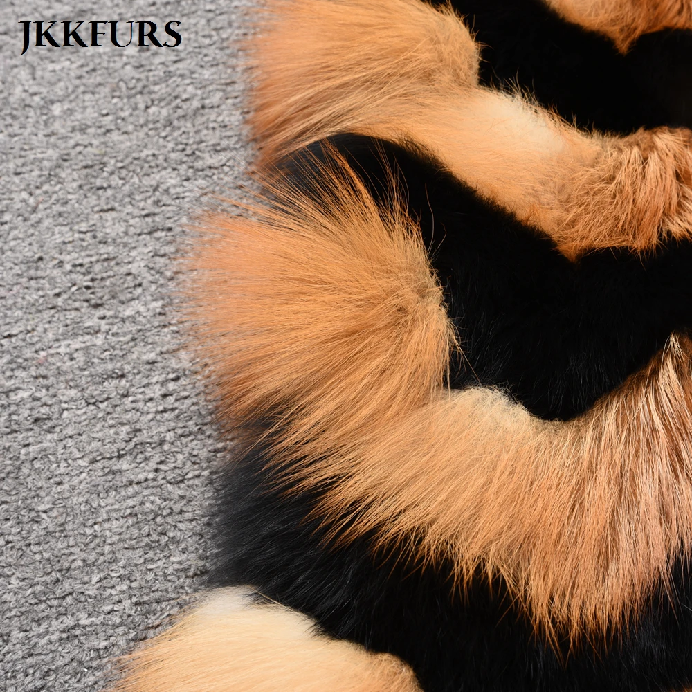 2021 New Winter Fox Fur Vest Women's Real Red Fox Fur Gilet Genuine Natural Thick Warm Long Waistcoat Fashion Luxury Style S7484
2021 New Winter Fox Fur Vest Women's Real Red Fox Fur Gilet Genuine Natural Thick Warm Long Waistcoat Fashion Luxury Style S7484