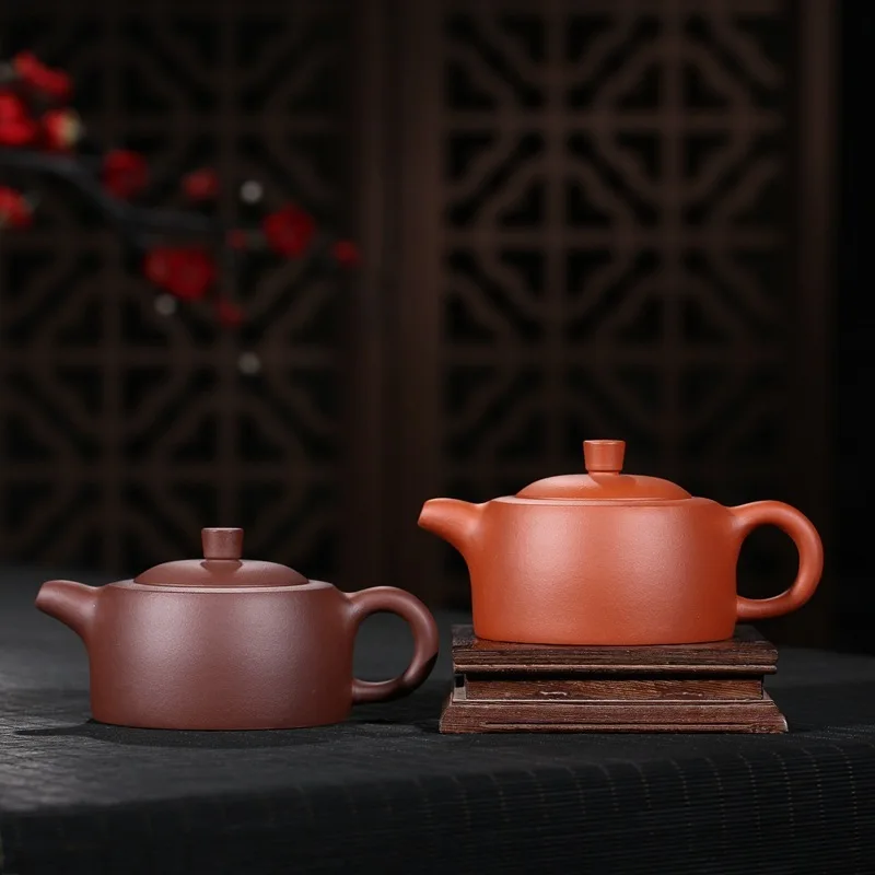 Recommended undressed ore quality goods all handmade pure cement wide GaiHu purple clay teapot gift customization
Recommended undressed ore quality goods all handmade pure cement wide GaiHu purple clay teapot gift customization