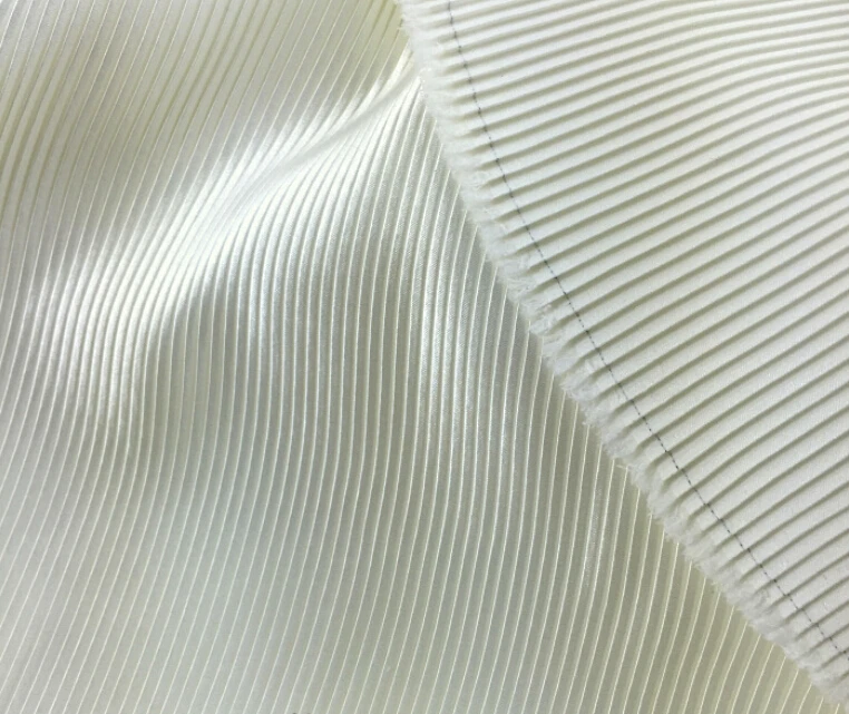 2 meters 150cm 59.05" width ivory fine stripe crumple accordion pleated faux silk satin fabric for dress skirt MM55
2 meters 150cm 59.05" width ivory fine stripe crumple accordion pleated faux silk satin fabric for dress skirt MM55