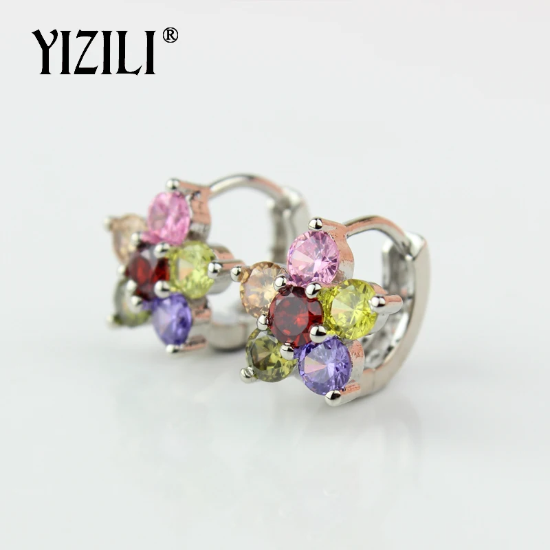 YIZILI Smart Chic White Zircon Hoops Earring Inlayed by hand Earrings for Women Party Wedding Brinco Fashion Jewelry HOT A017
YIZILI Smart Chic White Zircon Hoops Earring Inlayed by hand Earrings for Women Party Wedding Brinco Fashion Jewelry HOT A017