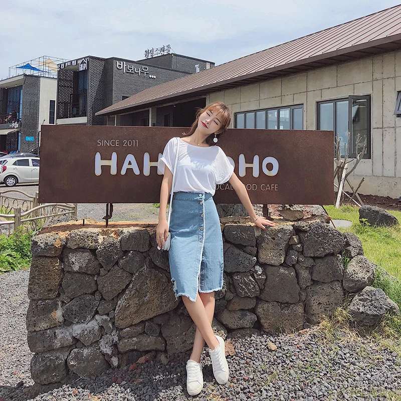 Cotton Linen T-shirts Women's White T-shirts Summer 2018 Short Sleeves Solid Color Slim Casual Tees Tops Loose Simple
Cotton Linen T-shirts Women's White T-shirts Summer 2018 Short Sleeves Solid Color Slim Casual Tees Tops Loose Simple