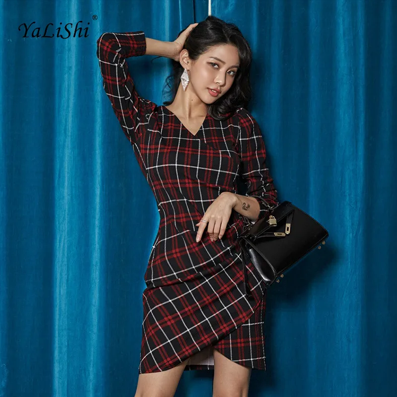 Plus Size Asymmetrical Dress 2018 Women Autumn Red Plaid Vintage Party V-neck Long Sleeve Dress Office Wrap Dresses Vestidos
Plus Size Asymmetrical Dress 2018 Women Autumn Red Plaid Vintage Party V-neck Long Sleeve Dress Office Wrap Dresses Vestidos