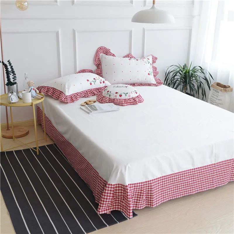 White Pink Embroidery Strawberry Cute Bedding sets Girls King Queen size Bed sheet set 5Pcs Duvet cover linen set pillow 36
White Pink Embroidery Strawberry Cute Bedding sets Girls King Queen size Bed sheet set 5Pcs Duvet cover linen set pillow 36
