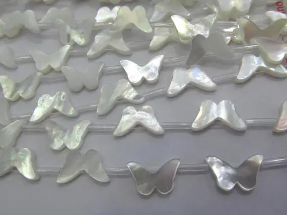 Full strand 16" Gergous MOP Shell Cabochon White Mother of Pearl Shell Jewelry snow tree Animals Butterfly Cabochon Shell Beads
Full strand 16" Gergous MOP Shell Cabochon White Mother of Pearl Shell Jewelry snow tree Animals Butterfly Cabochon Shell Beads