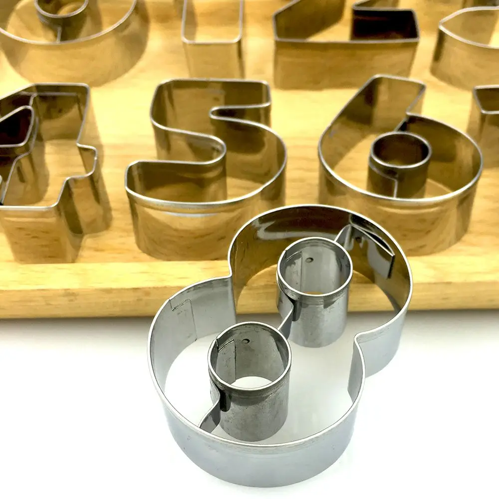 9Pcs/set 0-8 Number Shape Cookie Cutter Stainless Steel Cookies Mold Fondant Biscuit Cutter Cake Decorating Tools Hot Sale
9Pcs/set 0-8 Number Shape Cookie Cutter Stainless Steel Cookies Mold Fondant Biscuit Cutter Cake Decorating Tools Hot Sale