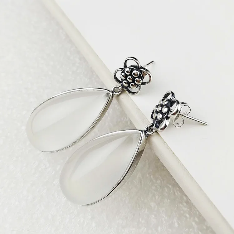Earings Fashion Jewelry Hot Sale 2018 New Products S925 Natural Jade Pulp Earrings Long Water Drop Shaped Retro Female
Earings Fashion Jewelry Hot Sale 2018 New Products S925 Natural Jade Pulp Earrings Long Water Drop Shaped Retro Female