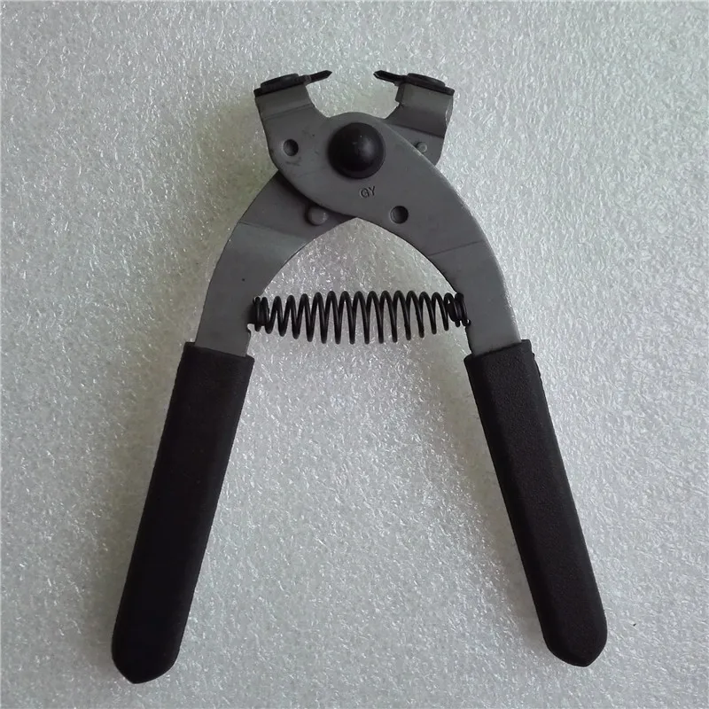 4mm 2 Prongs Leather Craft Spacing Stitching Chisel Hole Punch Piercing Nippers Pliers High Quality New
4mm 2 Prongs Leather Craft Spacing Stitching Chisel Hole Punch Piercing Nippers Pliers High Quality New