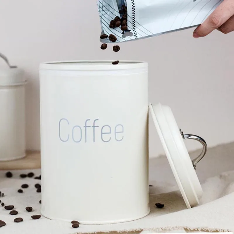 2000ml High Capacity Food Sealed Canister Milk Powder Candy Storage Tank Coffee Bean Jar Tea Caddy Kitchen Seasoning Seal Bottle
2000ml High Capacity Food Sealed Canister Milk Powder Candy Storage Tank Coffee Bean Jar Tea Caddy Kitchen Seasoning Seal Bottle