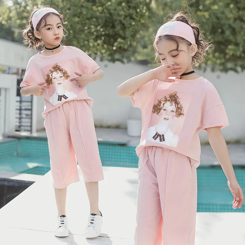 Girls Clothing Sets Middle School Teenage Costume for Kids Summer Clothes Face Print Pink Two Pieces Top Shirt+ Wide Leg Pants
Girls Clothing Sets Middle School Teenage Costume for Kids Summer Clothes Face Print Pink Two Pieces Top Shirt+ Wide Leg Pants