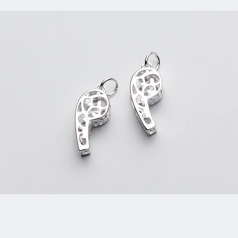 UQBing Bijoux Wholesale Silver Color Hollow Whistle Charms Pendant Jewelry Findings For DIY Bracelet Necklace Making
UQBing Bijoux Wholesale Silver Color Hollow Whistle Charms Pendant Jewelry Findings For DIY Bracelet Necklace Making