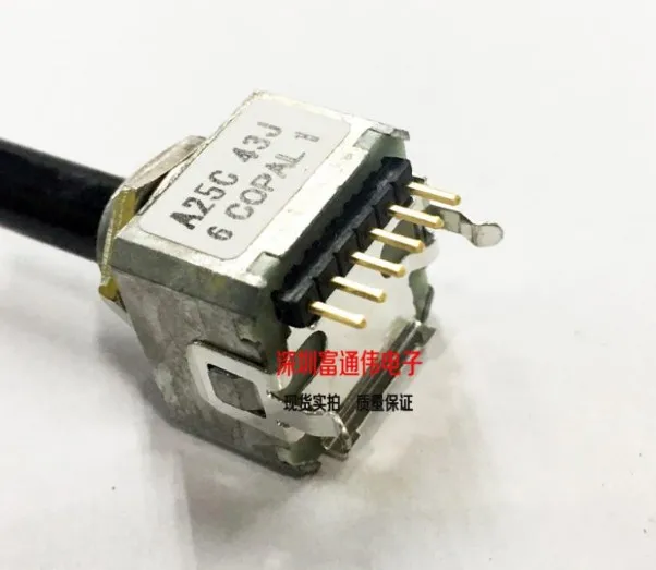 JAPAN COPAL photoelectric encoder REC16A25-201-C with switch 6 feet 25 steps A25C 06U
JAPAN COPAL photoelectric encoder REC16A25-201-C with switch 6 feet 25 steps A25C 06U