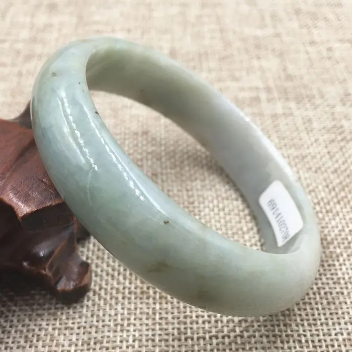 Free shipping 59mm Certified Grade A Natural Lavender Green Jadeite Bracelet Bangle
Free shipping 59mm Certified Grade A Natural Lavender Green Jadeite Bracelet Bangle