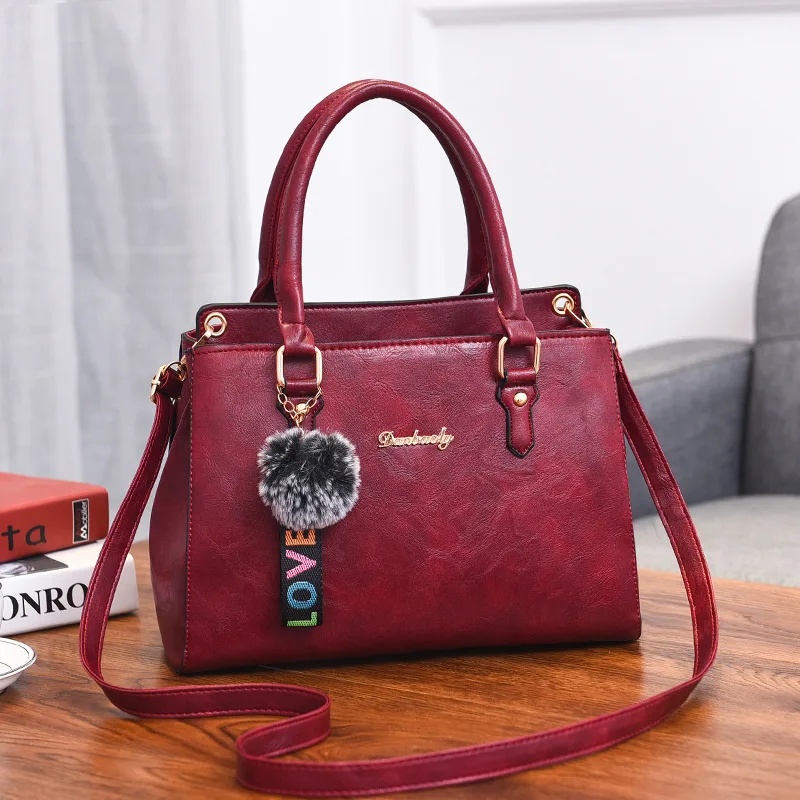 YINGPEI Women Handbag Shoulder Bag Girls Fashion Famous Design Leather Big Casual Tote High Quality Hasp Casual Black New 2019
YINGPEI Women Handbag Shoulder Bag Girls Fashion Famous Design Leather Big Casual Tote High Quality Hasp Casual Black New 2019