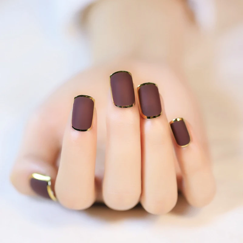 High Quality Metallic False Nails Cheap Full Cover False Nails Free Glue Stiletto Fake Acrylic Nail Art Tips Beauty 3 Sets / lot
High Quality Metallic False Nails Cheap Full Cover False Nails Free Glue Stiletto Fake Acrylic Nail Art Tips Beauty 3 Sets / lot