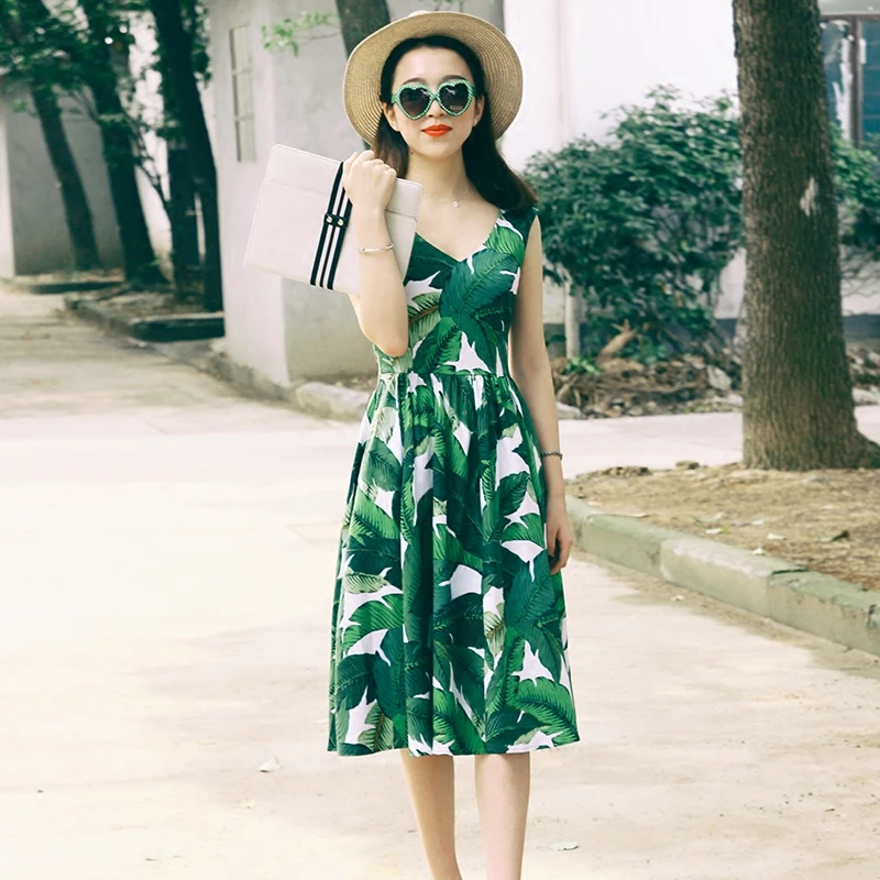Womens Celebrity Retro Vintage High waist sleeveless V-Neck midi A-Line vest dress Ladies banana leaf print elegant dresses
Womens Celebrity Retro Vintage High waist sleeveless V-Neck midi A-Line vest dress Ladies banana leaf print elegant dresses