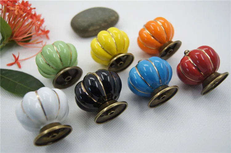 (10 pcs) High Quality Vintage Pumpkin Ceramic Door Knobs Cabinet Drawer Cupboard Kitchen Pull 7 Colors
(10 pcs) High Quality Vintage Pumpkin Ceramic Door Knobs Cabinet Drawer Cupboard Kitchen Pull 7 Colors