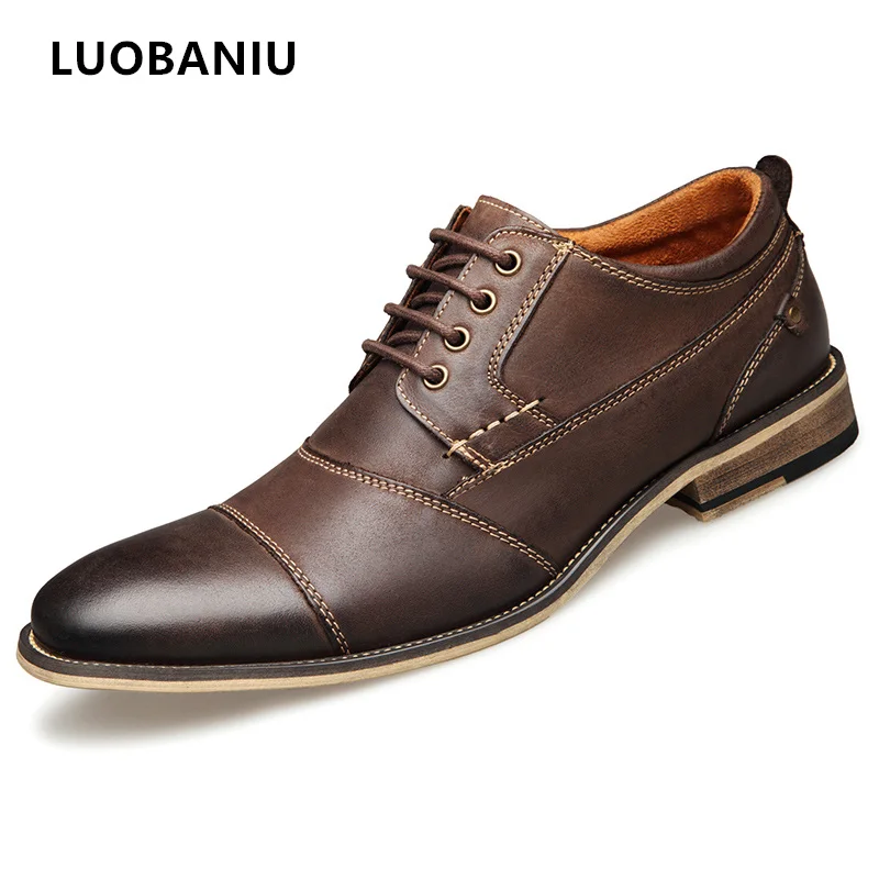 Genuine Leather men's leather shoes Summer Autumn Cowhide Leather Wedding Shoes Martin Boots Outdoor Botas Big Size 40-50
Genuine Leather men's leather shoes Summer Autumn Cowhide Leather Wedding Shoes Martin Boots Outdoor Botas Big Size 40-50