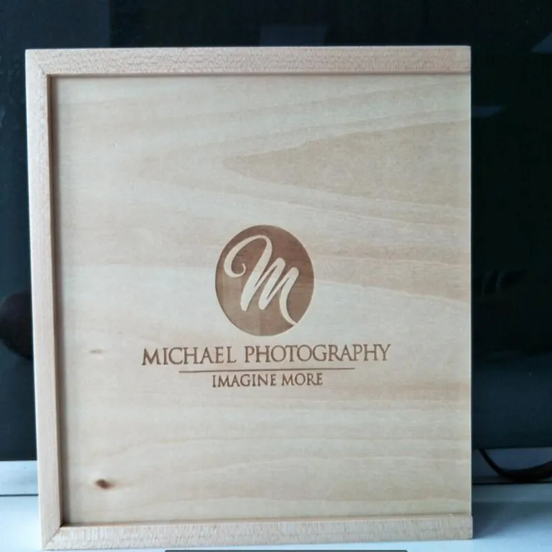 Wooden 2.0 USB Flash Drive - Custom DIY LOGO Maple Photo Box with Straws inside. Holds 4x6 Photographs
Wooden 2.0 USB Flash Drive - Custom DIY LOGO Maple Photo Box with Straws inside. Holds 4x6 Photographs