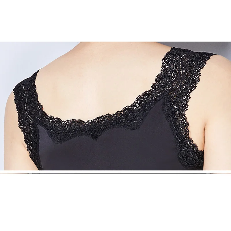 2021 New Summer Tank Top Women Sexy Sleeveless Silk Basic Tops Blusas Vintage Women Vest Camisole Black Crop Tops Women A956
2021 New Summer Tank Top Women Sexy Sleeveless Silk Basic Tops Blusas Vintage Women Vest Camisole Black Crop Tops Women A956