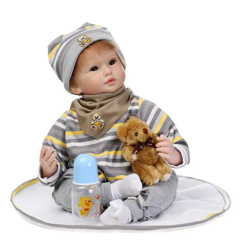 55 см Силиконовые Baby Reborn куклы дети игрушки кукла живой ребенок день рождения Рождественские подарки спящий душ куклы мальчик и девочка сопр...
55 см Силиконовые Baby Reborn куклы дети игрушки кукла живой ребенок день рождения Рождественские подарки спящий душ куклы мальчик и девочка сопр...
