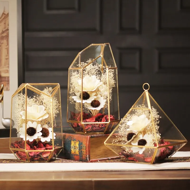 Nordic Creative Eternal Flower Glass Greenhouse Polygonal Micro Landscape Geometric Brass Glass Greenhouse Home Decorations
Nordic Creative Eternal Flower Glass Greenhouse Polygonal Micro Landscape Geometric Brass Glass Greenhouse Home Decorations
