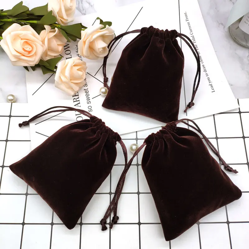 5pcs Coffee Wedding Jewelry Storage Packaging Bags Wholesale Jewellery Necklace Pendant Mp3 Velvet Drawstring Display Bags
5pcs Coffee Wedding Jewelry Storage Packaging Bags Wholesale Jewellery Necklace Pendant Mp3 Velvet Drawstring Display Bags