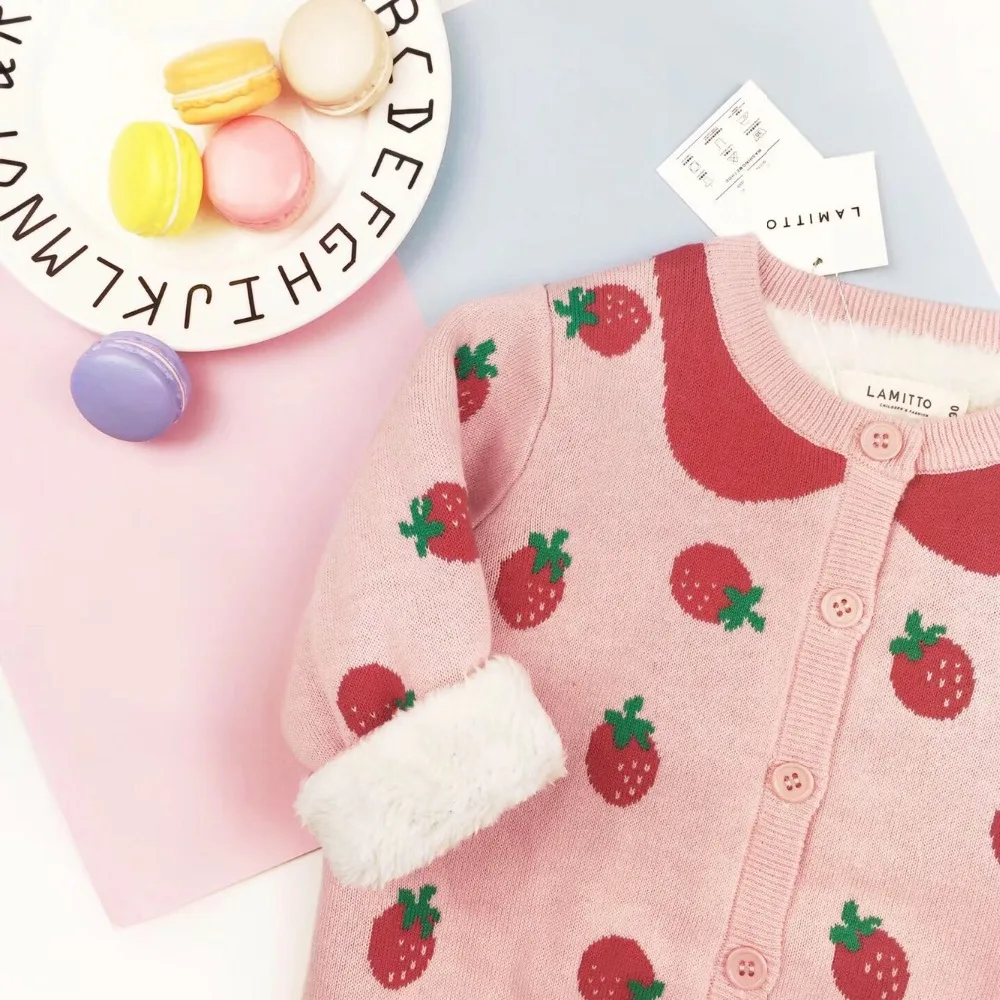 2019 autumn winter BABY GIRL CLOTHES GIRLS strawberry sweaters girls Cardigan VETEMENT ENFANT GIRLS CLOTHING VESTIDOS THICK
2019 autumn winter BABY GIRL CLOTHES GIRLS strawberry sweaters girls Cardigan VETEMENT ENFANT GIRLS CLOTHING VESTIDOS THICK