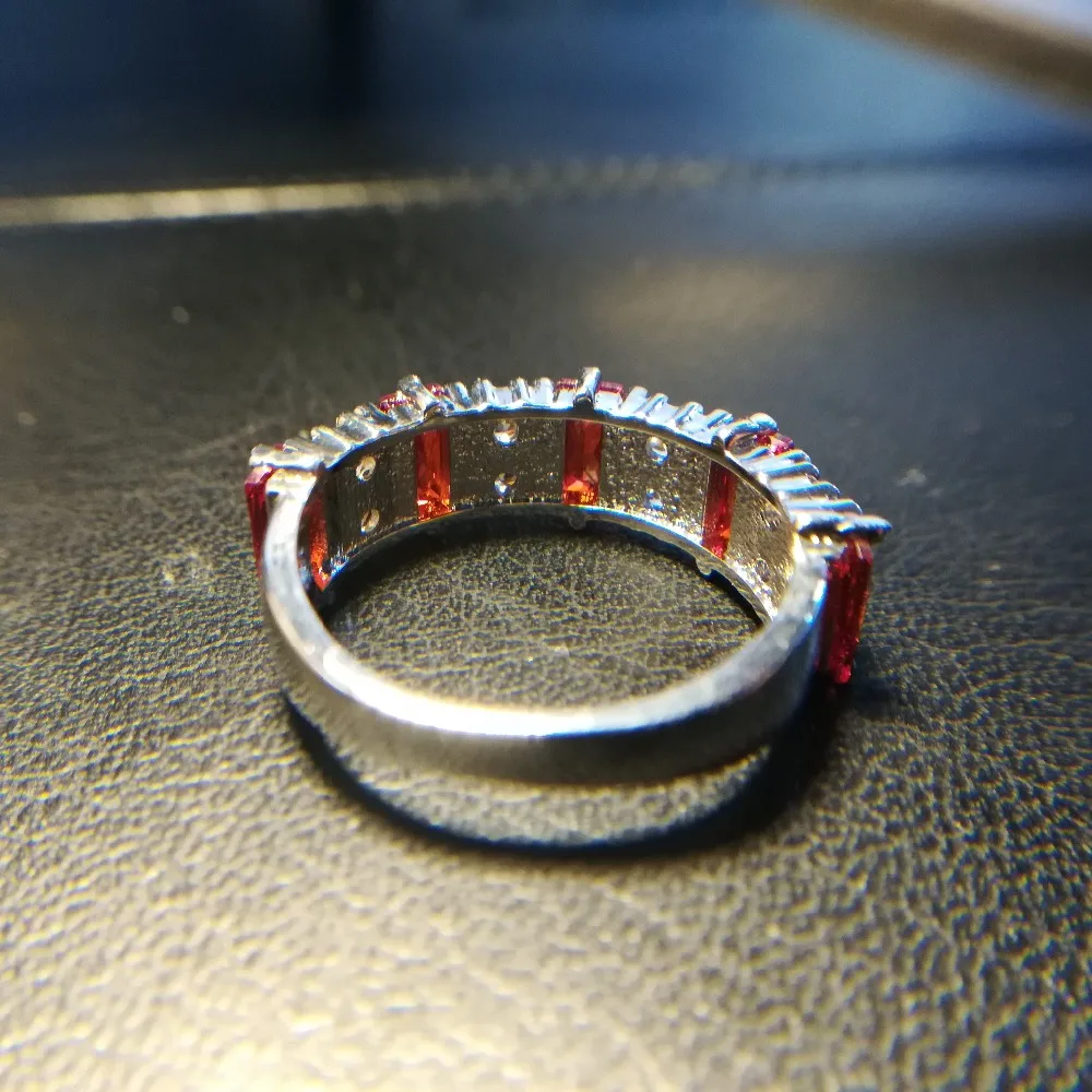 Visisap 2 Color Stone White gold color rings Fashion jewelry Wedding engagement Rings For women vintage Bijoux jewelry VSR287
Visisap 2 Color Stone White gold color rings Fashion jewelry Wedding engagement Rings For women vintage Bijoux jewelry VSR287