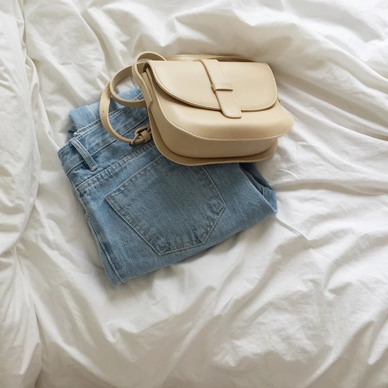 BENVICHED Ladies' pu bag 2021 new autumn winter retro yellow fashion Inclined single shoulder bag small square bag c304
BENVICHED Ladies' pu bag 2021 new autumn winter retro yellow fashion Inclined single shoulder bag small square bag c304