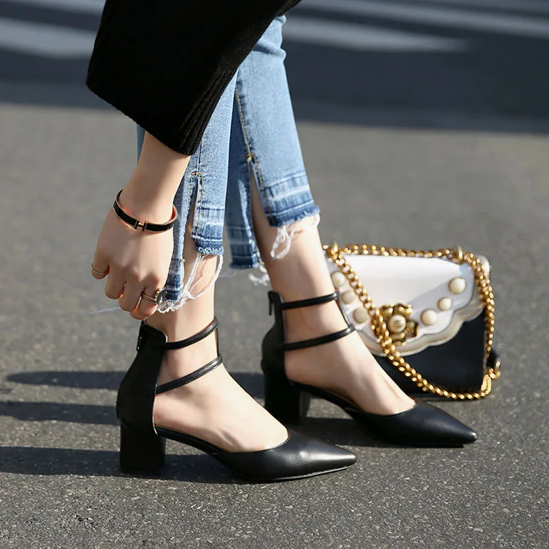 2018 new spring models with thick single shoes Female pointed high heels Female black heel women's shoes Wild summer shoes
2018 new spring models with thick single shoes Female pointed high heels Female black heel women's shoes Wild summer shoes