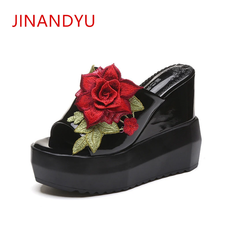 Summer Embroidery Wedge High Platform Slippers Ladies High Heel Slippers New Lovely Thick Slope Slipper Slides Sandals For Women
Summer Embroidery Wedge High Platform Slippers Ladies High Heel Slippers New Lovely Thick Slope Slipper Slides Sandals For Women