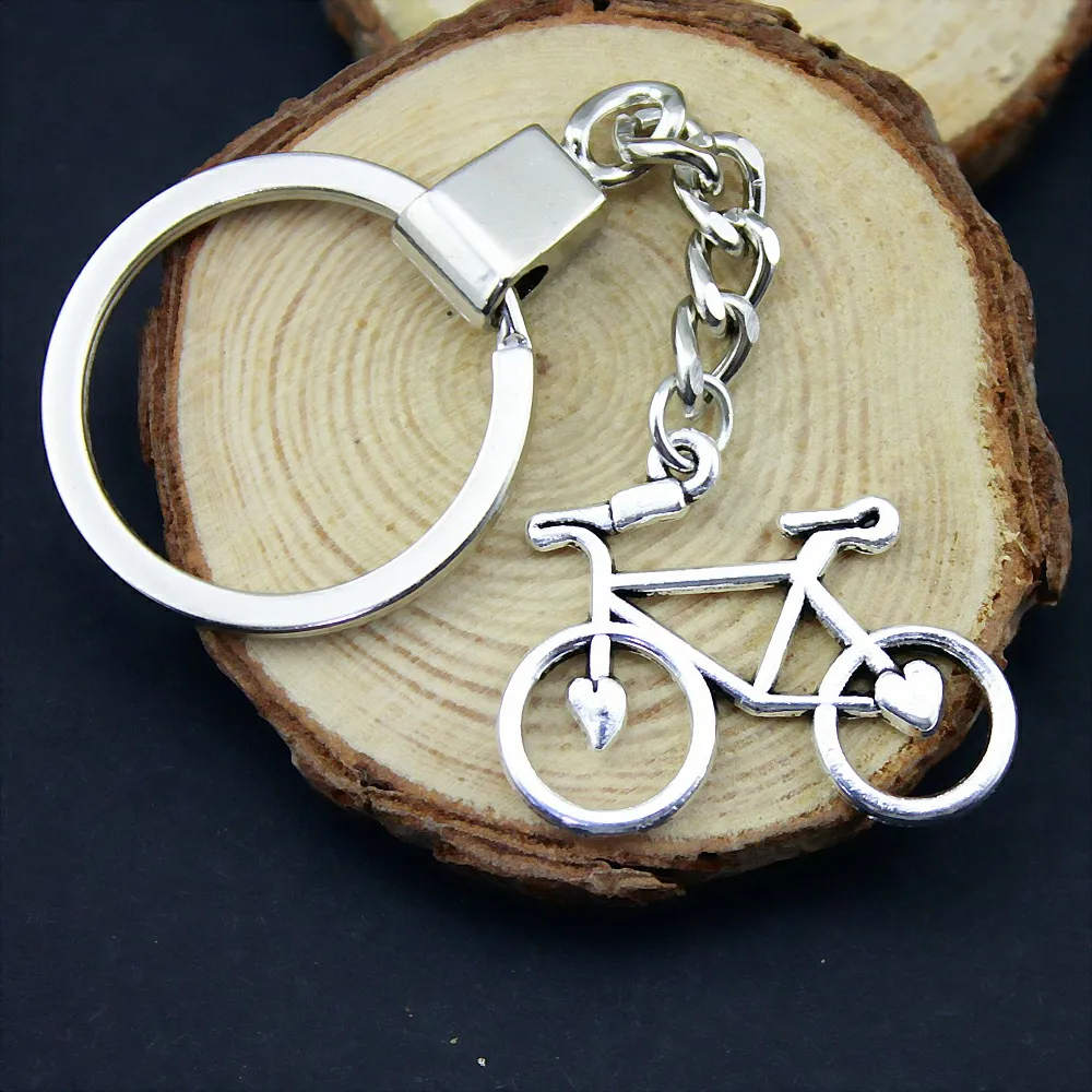 Bicycle Keychain Wedding Souvenirs Key Holder Wedding Favors and Gifts for Guest Party Favors Festive Party Supplies YB10725
Bicycle Keychain Wedding Souvenirs Key Holder Wedding Favors and Gifts for Guest Party Favors Festive Party Supplies YB10725