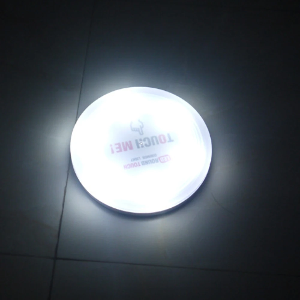 1 pcs Motion Induction Lamp Motion Sensor Round Nightlight Energy Saving Lighting 
1 pcs Motion Induction Lamp Motion Sensor Round Nightlight Energy Saving Lighting