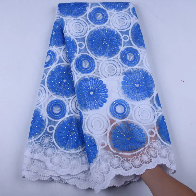 African Lace Fabric 2019 Embroidered Nigerian Stones Laces Fabric High Quality French Tulle Lace Fabric For Women A1564
African Lace Fabric 2019 Embroidered Nigerian Stones Laces Fabric High Quality French Tulle Lace Fabric For Women A1564