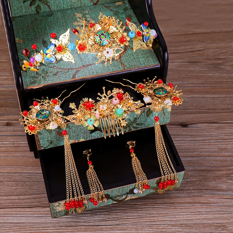 Red Classical Phoenix Chinese Cheongsam Earrings Accessories Headdress Jewelry Sets
Red Classical Phoenix Chinese Cheongsam Earrings Accessories Headdress Jewelry Sets