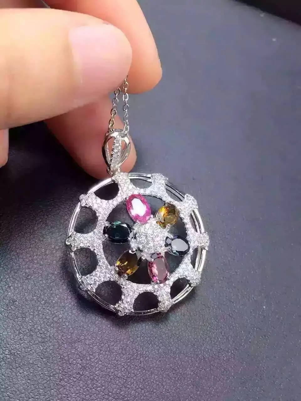 natural multicolor tourmaline pendant S925 silver Natural gemstone Pendant Necklace trendy Round star women wedding jewelry
natural multicolor tourmaline pendant S925 silver Natural gemstone Pendant Necklace trendy Round star women wedding jewelry