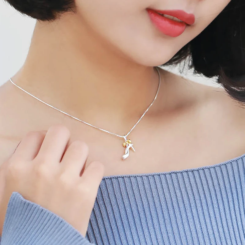 high quality Cartoon High heels female necklaces pendant with chain fashion 100% 925 sterling silver bow knot cute Women jewelry
high quality Cartoon High heels female necklaces pendant with chain fashion 100% 925 sterling silver bow knot cute Women jewelry
