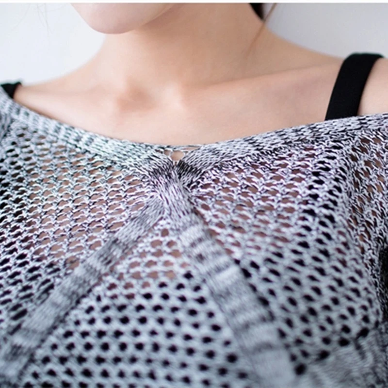 2019 New Sexy V-neck Bat Sleeve Diamond-Shaped Hollow Sweater Pullover Loose Air Conditioning Shirt Sweater Blouse Thin Section
2019 New Sexy V-neck Bat Sleeve Diamond-Shaped Hollow Sweater Pullover Loose Air Conditioning Shirt Sweater Blouse Thin Section