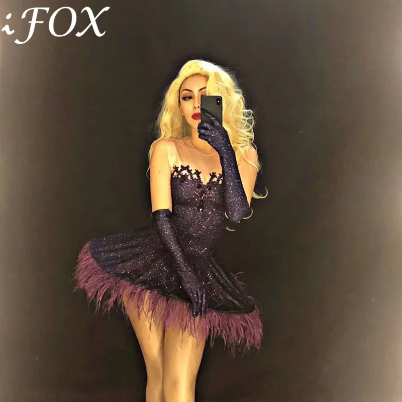 IFox 2019 модное блестящее эластичное платье без рукавов с перьями женское певец танцор одежда для шоу день рождения праздновечерние платье
IFox 2019 модное блестящее эластичное платье без рукавов с перьями женское певец танцор одежда для шоу день рождения праздновечерние платье