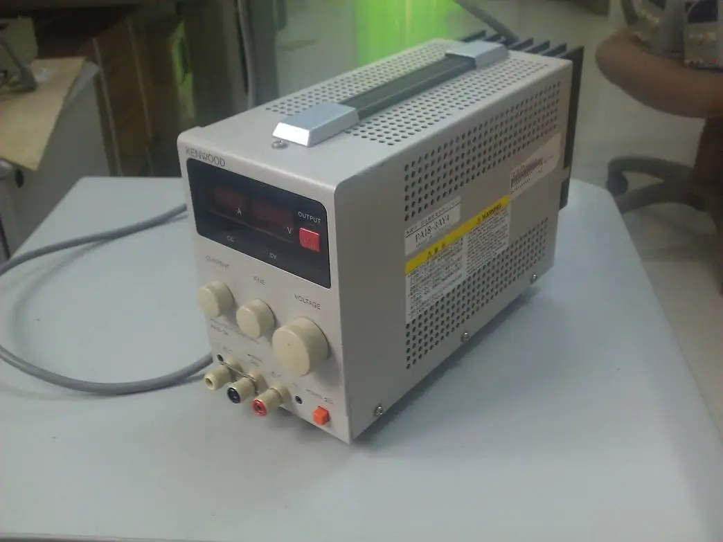 Регулируемый источник питания постоянного тока для KENWOOD, Kenwood, Япония, 18V3A, цифровой дисплей PA18-3A
Регулируемый источник питания постоянного тока для KENWOOD, Kenwood, Япония, 18V3A, цифровой дисплей PA18-3A