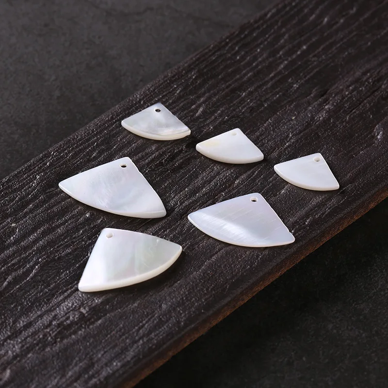 10pcs/lot White Fan-shaped Shells Hand Made Jewelry Findings Accessories Parts&components Hair Earring Jewelry
10pcs/lot White Fan-shaped Shells Hand Made Jewelry Findings Accessories Parts&components Hair Earring Jewelry
