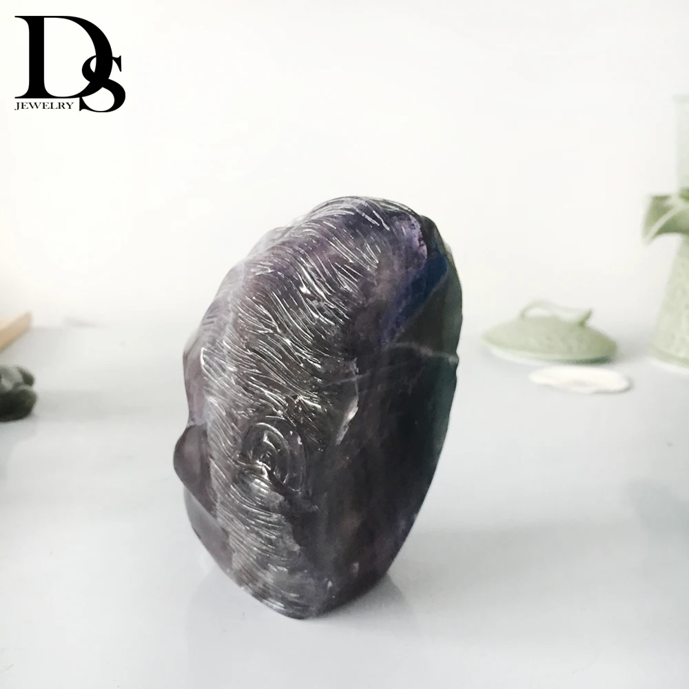 DS Natural Rainbow Fluorite Orangutan Head Quartz Crystal Monkey Head Figurine Healing Crystal Stone Crafts Home Decoration
DS Natural Rainbow Fluorite Orangutan Head Quartz Crystal Monkey Head Figurine Healing Crystal Stone Crafts Home Decoration
