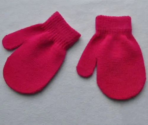 Зимние теплые перчатки варежки для малышей мягкие хлопковые с перьями на ощупь
